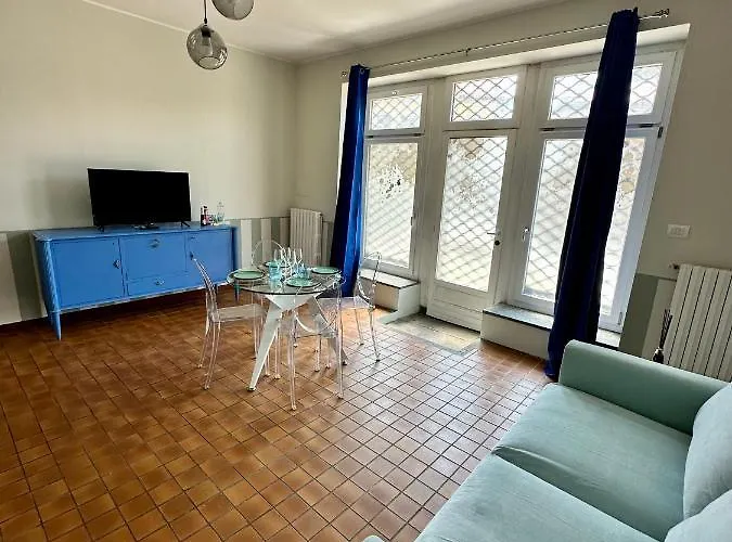 Casa Sabaudia * Turín